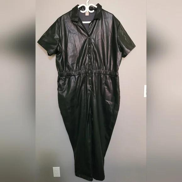 Smash + Tess Midnight Mood Romper in faux leather NWOT size XXXL - Picture 4 of 7